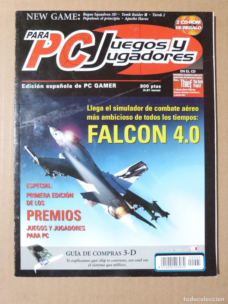 Coleccionismo de revistas y peri&oacute;dicos: PC Juegos y Jugadores 5 Tarjetas 3D Falcon 4.0 Half Life 2&ordf; parte Premios al mejor juego PCJ Awards