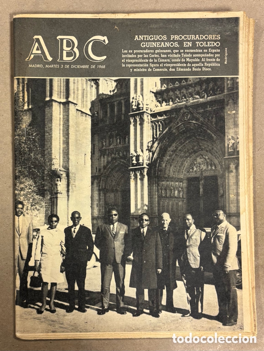 Coleccionismo de revistas y peri&oacute;dicos: ABC (3 DICIEMBRE 1968) PRCURADORES GUINEANOS EN TOLEDO, LOLA FLORES Y ANTONIO GONZ&Aacute;LEZ