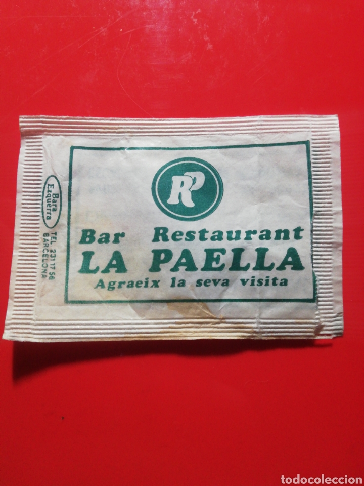 Collection sugar packets: SOBRE AZ&Uacute;CAR BAR RESTAURANTE LA PAELLA