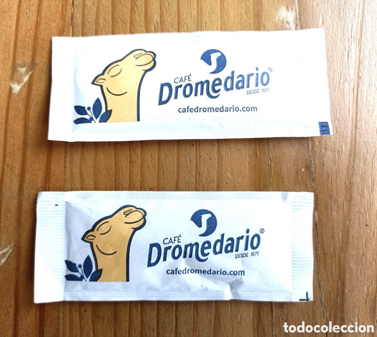 Sobres de az&uacute;car de colecci&oacute;n: Lote 2 sobres de az&uacute;car llenos Caf&eacute; Dromedario - Foto 1