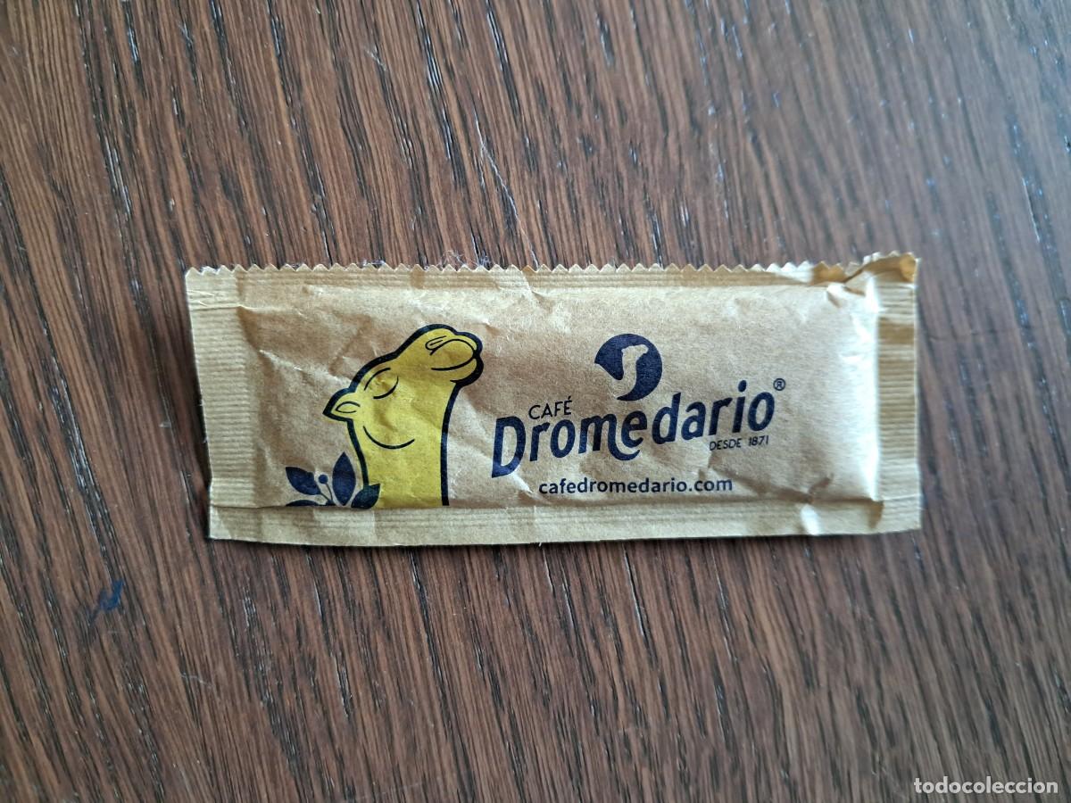 Sobres de az&uacute;car de colecci&oacute;n: sobre de az&uacute;car publicitario, caf&eacute; dromedario, az&uacute;car moreno.