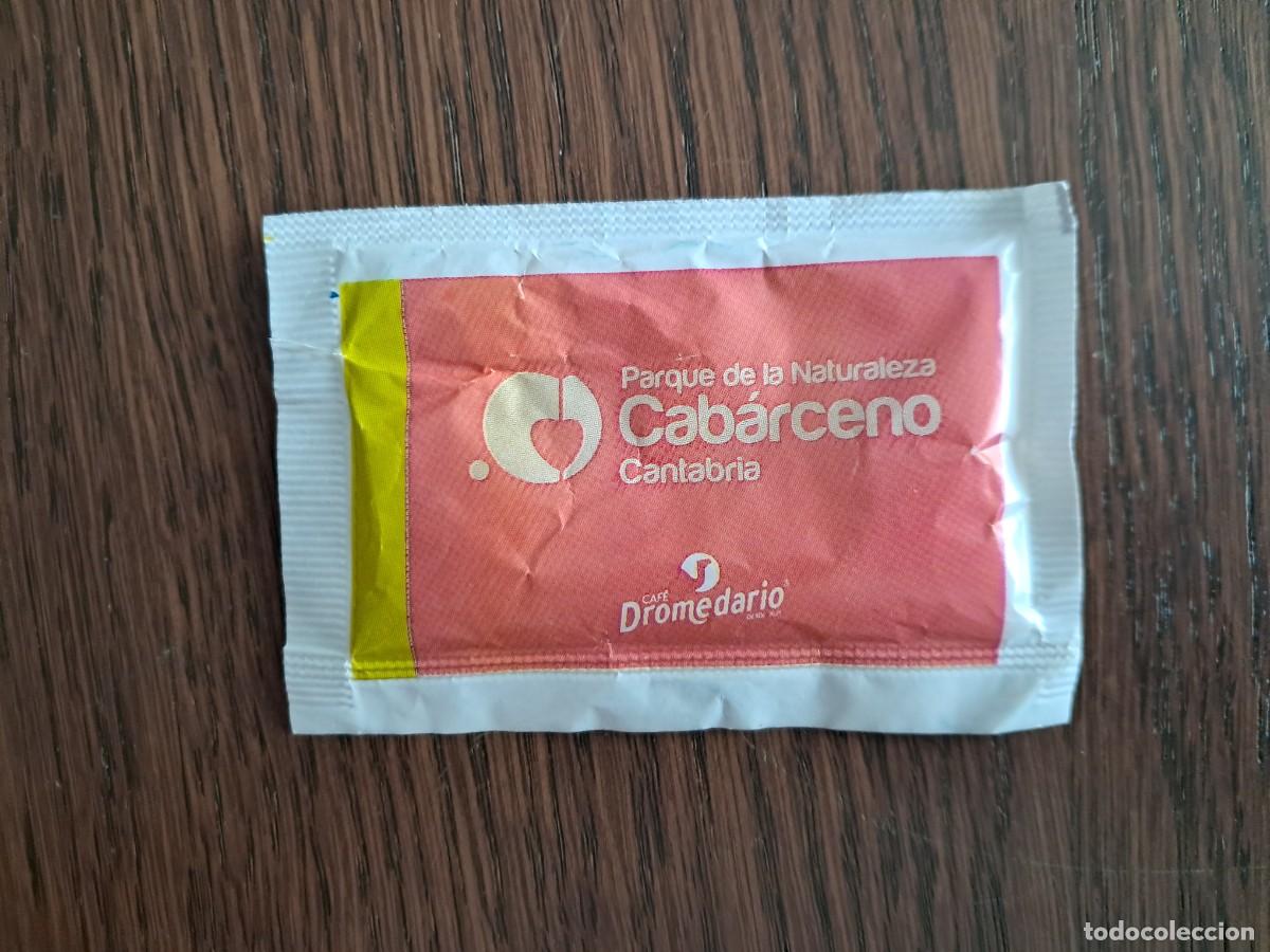 Sobres de az&uacute;car de colecci&oacute;n: sobre de az&uacute;car vac&iacute;o publicitario, Cantabria infinita, parque naturaleza Cab&aacute;rceno.Caf&eacute;s dromedario