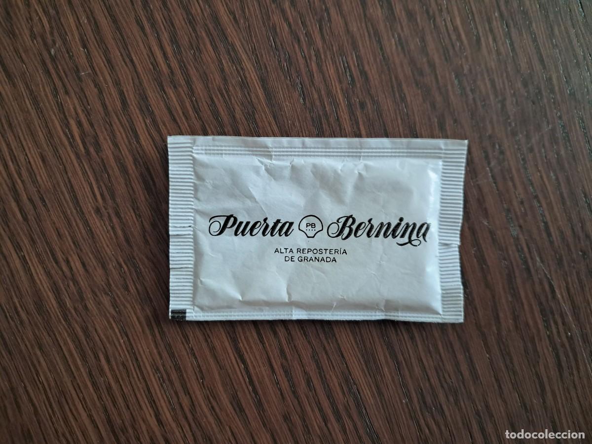 Sachets de sucre de collection: sobre de az&uacute;car publicitario, Puerta Bernina, alta reposter&iacute;a de Granada.