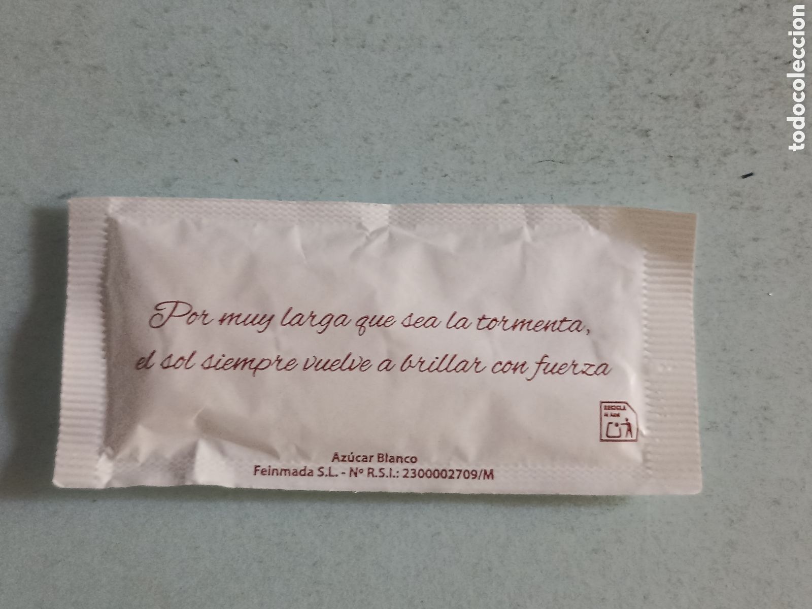 Sobres de az&uacute;car de colecci&oacute;n: 1 azucarillo lleno - Frase Por muy larga que sea la tormenta... - Pedido m&iacute;nimo 3 &euro;
