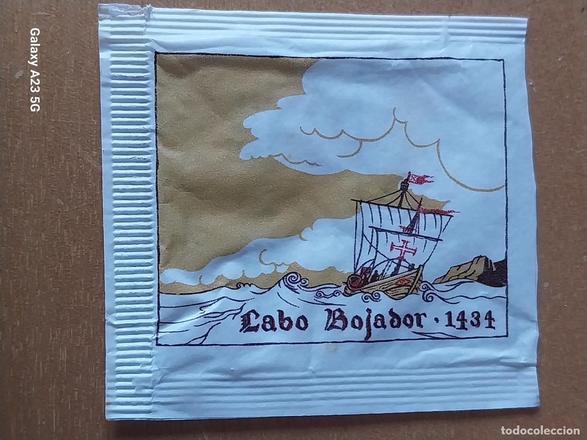 Sobres de az&uacute;car de colecci&oacute;n: SORES 500 A&Ntilde;OS DESCUBRIMIENTOS PORTUGESES CABO BOJADOR 1434 SOBRE AZUCAR 7X5.4CMS VAC&Iacute;O PORTUGAL