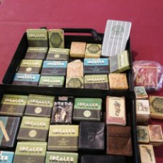 Paquetes de tabaco: LOTE PAQUETES CIGARRILLOS TABACO, PITILLERAS, CERILLAS, PAPEL DE FUMAR MAYORIA SIN ESTRENAR. Lote 175323379