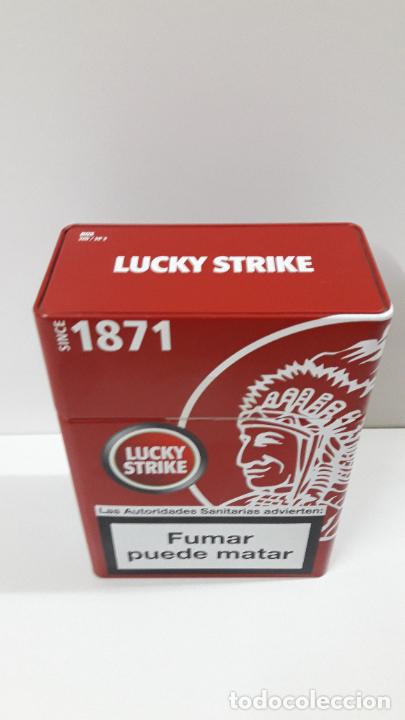 Paquetes de tabaco: CAJA METALICA DE LA MARCA DE CIGARRILLOS LUCKY STRIKE - PARA 10 PAQUETES . ALTURA 18,5 CM - Foto 2 - 205354158