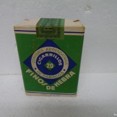 Paquetes de tabaco: FINOS DE HEBRA.PAQUETE DE 20 CIGARRILLOS SIN ABRIR.0`50 PTAS.C.A.T. AÑOS 30.