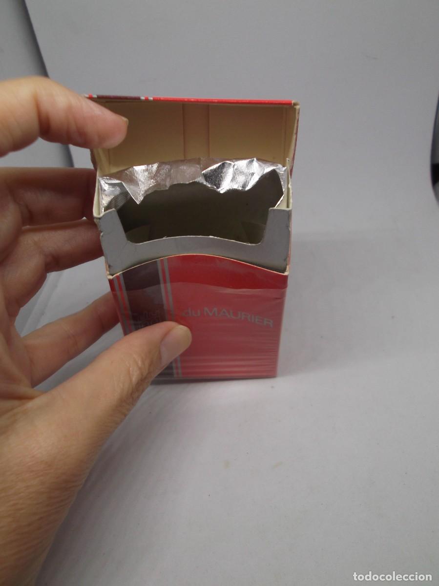 Paquetes de tabaco: Paquete de tabaco Du Maurier vacio. - Foto 3