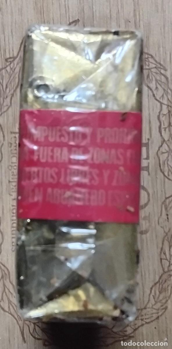 Paquetes de tabaco: Paquete de tabaco Astor - Foto 2