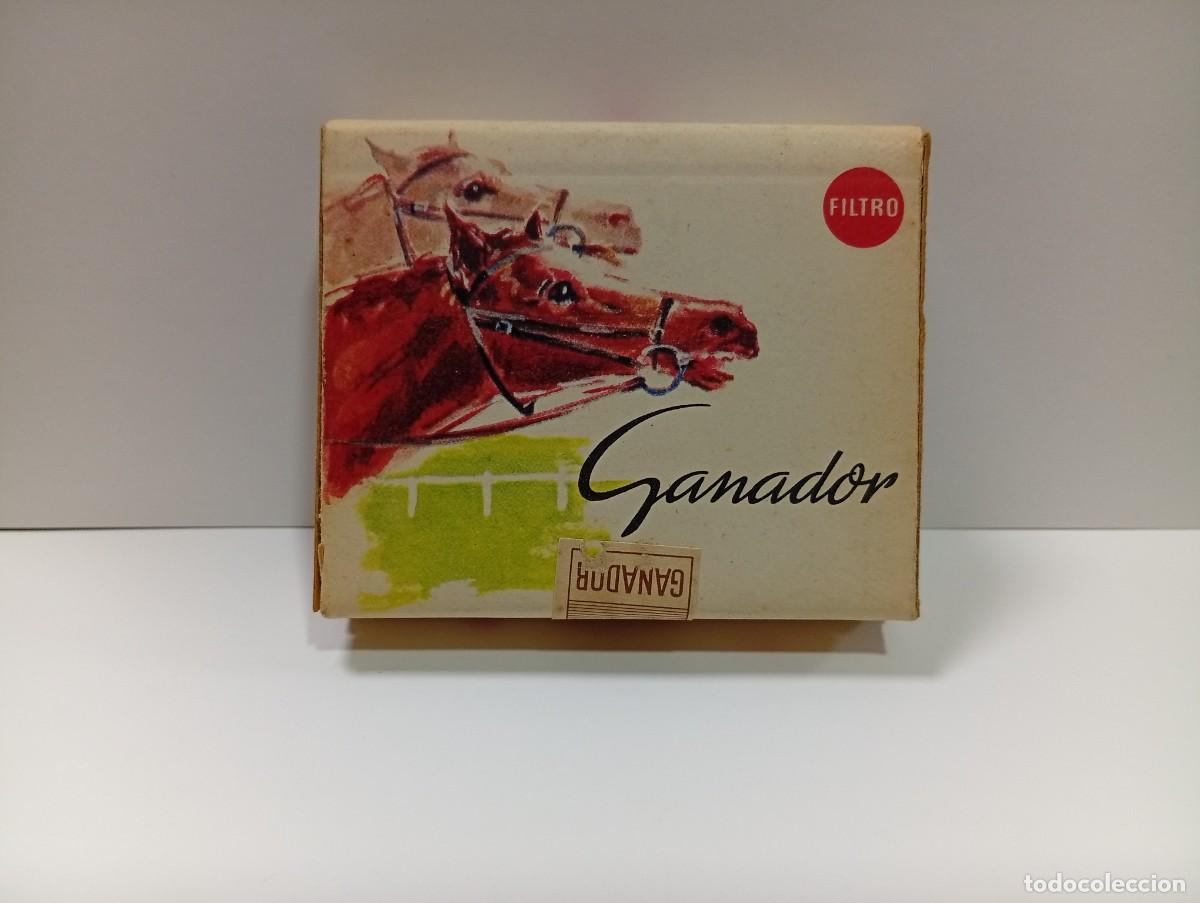 Paquetes de tabaco: PAQUETE DE TABACO. GANADOR. CERRADO. 20 CIGARRILLOS. FILTRO. TABACALERA, S.A.