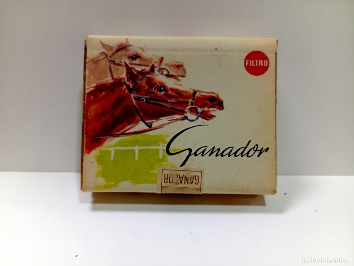 Paquetes de tabaco: PAQUETE DE TABACO. GANADOR. CERRADO. 20 CIGARRILLOS. FILTRO. TABACALERA, S.A.