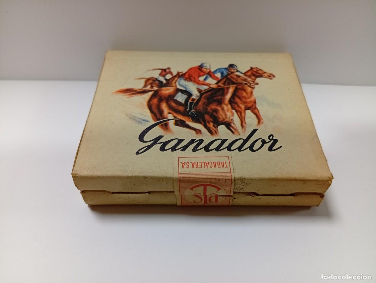 Paquetes de tabaco: PAQUETE DE TABACO. GANADOR. ABIERTA. 20 CIGARRILLOS. TABACALERA, S.A.