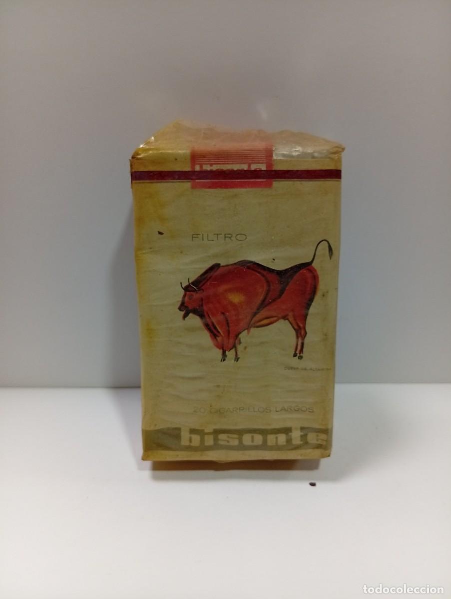 Paquetes de tabaco: PAQUETE DE TABACO. BISONTE. CERRADO. 20 CIGARRILLOS LARGOS. FILTRO. TABACALERA, S.A.