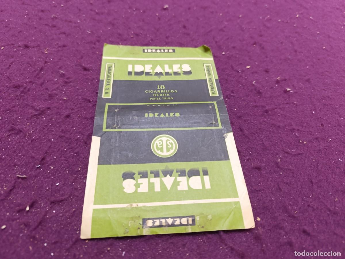 Paquetes de tabaco: paquete de tabaco Ideales vac&iacute;o, con Poes&iacute;a original de presidiario escrita en su dorso, mediados XX