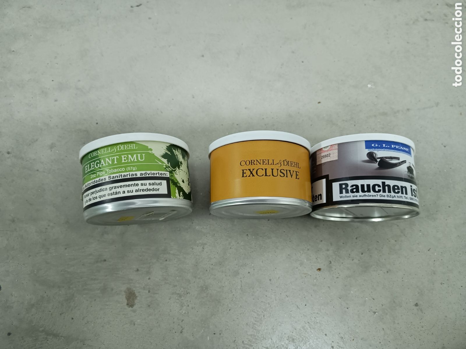 Paquetes de tabaco: 3 CAJAS DE TABACO DE PIPA - CORNELL & DIEHL ELEGANT EMU, EXCLUSIVE, G.L. PEASE - VAC&Iacute;AS