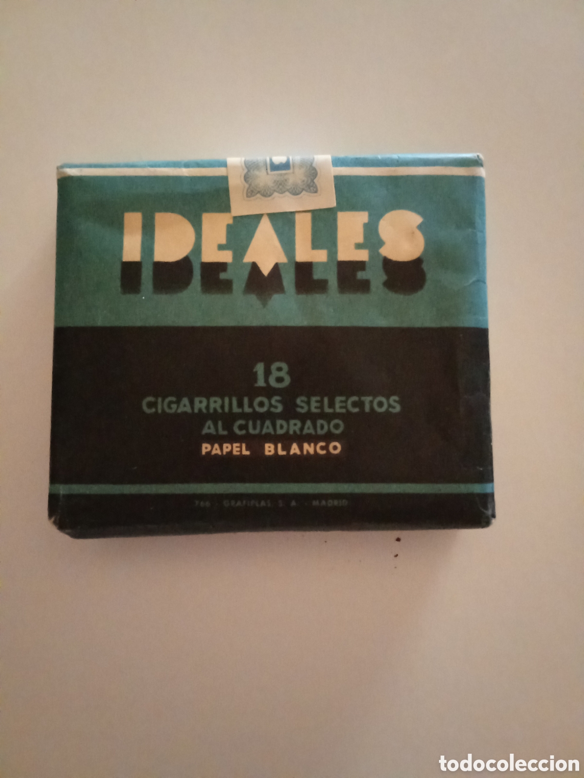 Paquetes de tabaco: IDEALES , Cigarrillos selectos , papel blanco, 18 unidades , JMJ