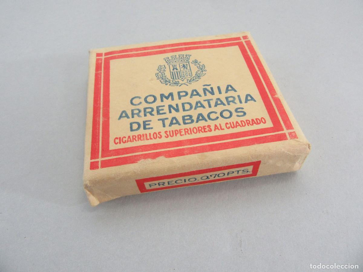 Paquetes de tabaco: Paquete Tabaco. Cigarrillos Superiores al Cuadrado. Compa&ntilde;&iacute;a Arrendataria de Tabacos. II Rep&uacute;blica.