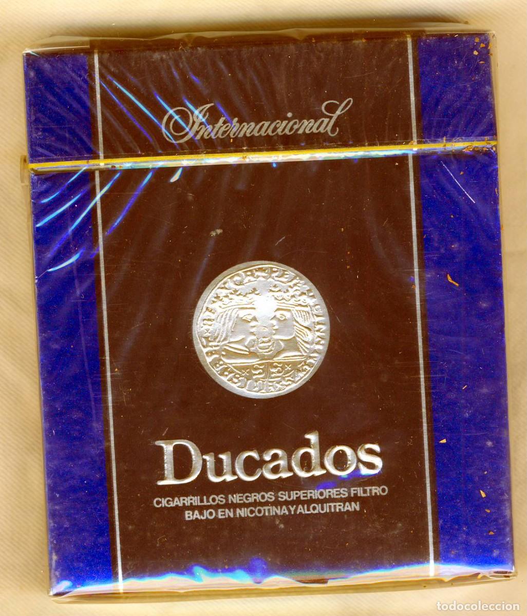Paquetes de tabaco: ANTIGUO PAQUETE DE DUCADOS PRECINTADO.-