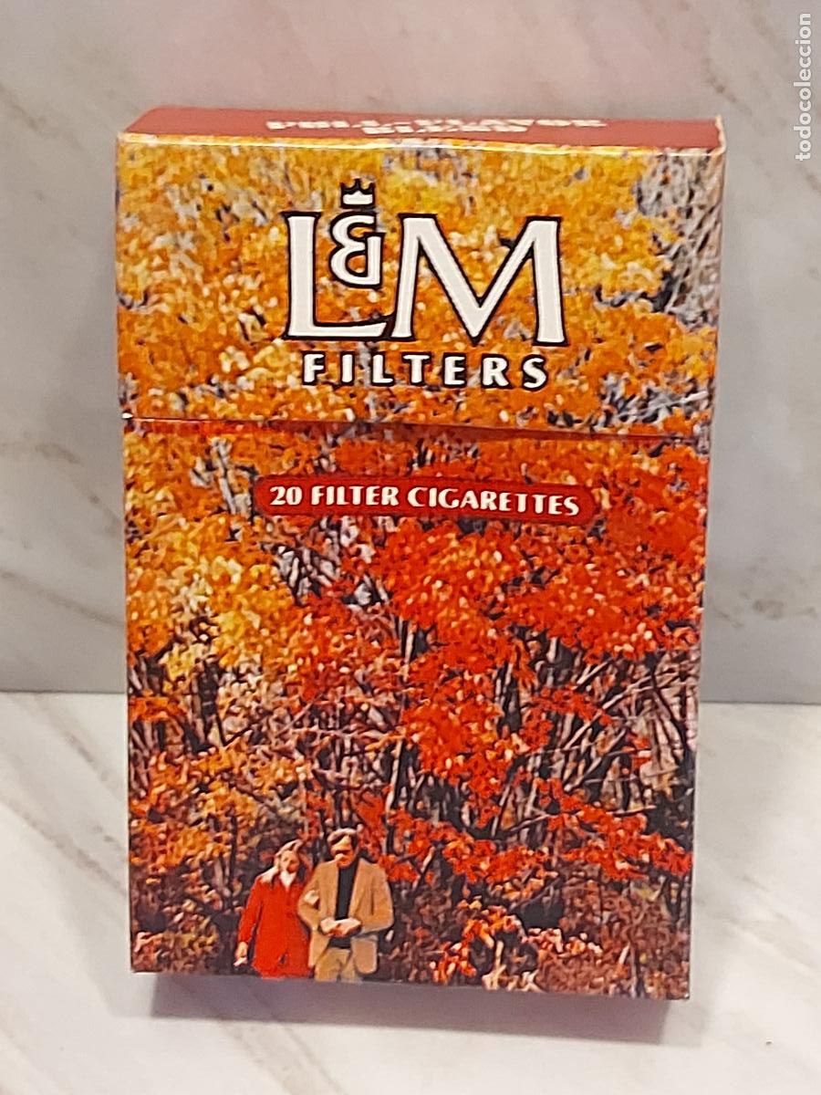 Paquetes de tabaco: ANTIGUA CAJETILLA L&M FILTERS 20 CIGARRILLOS USA COMPLETA TAX EXEMPT