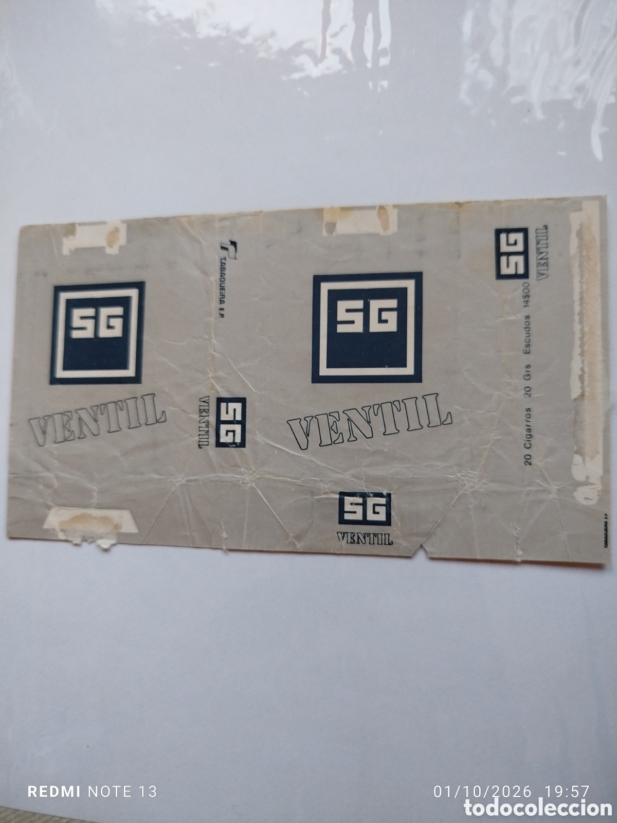 Paquetes de tabaco: antiguo paquete tabaco vacio en plancha SG Ventil