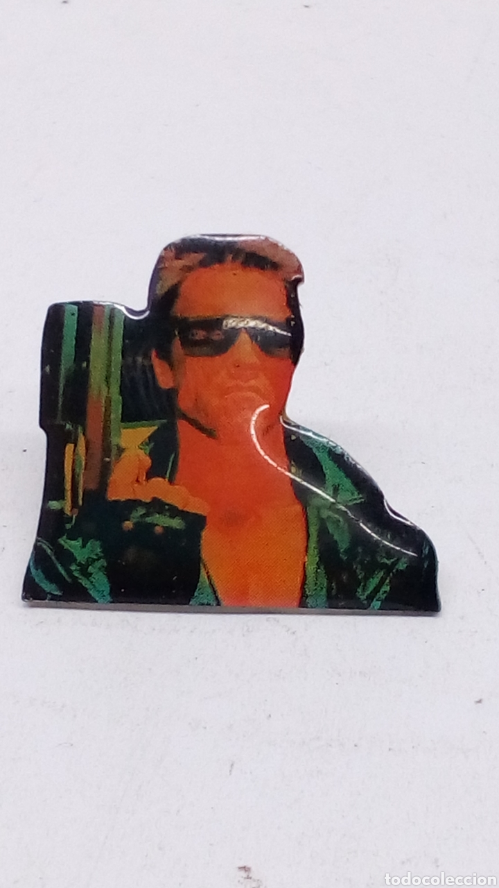 Tarjetas telef&oacute;nicas de colecci&oacute;n: Pin esmaltado Termineitor - Foto 1