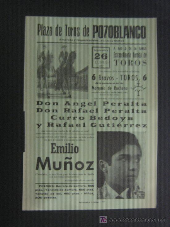 Tauromachia: CARTEL DE TOROS. PLAZA DE TOROS DE POZOBLANCO. 1977. ANGEL PERALTA. RAFAEL PERALTA. BEDOYA. E. MU&Ntilde;OZ