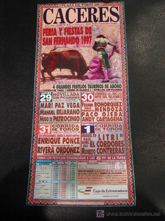 Tauromachia: ALTERNATIVA DE ROBERTO CONTRERAS. PLAZA DE TOROS DE CACERES. 1997.