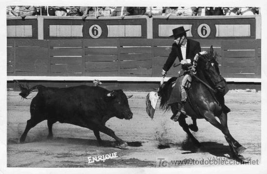Stierkampf: FOTOGRAFIA ORIGINAL DE ENRIQUE AL REJONEADOR ANTONIO IGNACIO VARGAS. PLAZA DE TOROS DE MADRID.