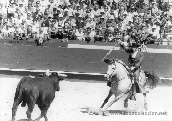 Stierkampf: FOTOGRAFIA ORIGINAL DE ARJONA AL REJONEADOR ANTONIO IGNACIO VARGAS.