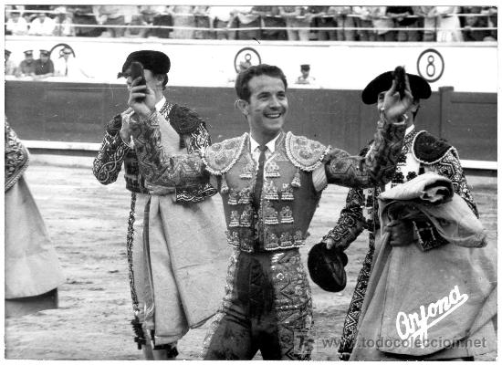 Stierkampf: FOTOGRAFIA ORIGINAL DE ARJONA AL TORERO DIEGO PUERTA. PLAZA DE TOROS DE MARBELLA.