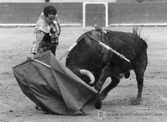 Tauromachie: FOTOGRAFIA ORIGINAL AL TORERO DIEGO PUERTA. PLAZA DE TOROS DE VALENCIA.
