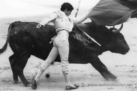 Bullfighting: FOTOGRAFIA ORIGINAL DE BOTAN AL DIESTRO FRANCISCO RUIZ MIGUEL.