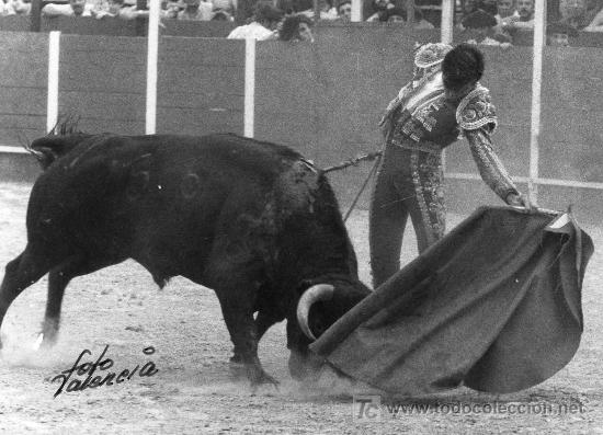 Tauromachie: FOTOGRAFIA ORIGINAL DE FOTO VALENCIA AL NOVILLERO MANUEL DEL POZO RAYITO.