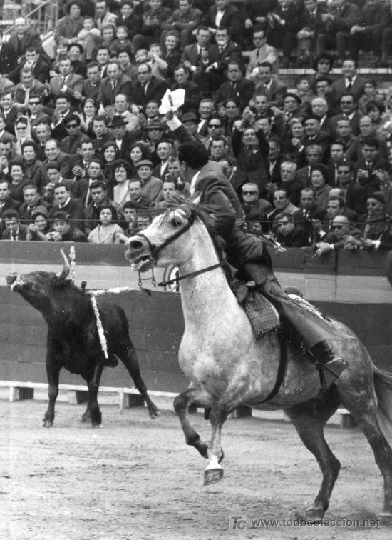 Tauromachia: FOTOGRAFIA ORIGINAL AL REJONEADOR JOSECHU PEREZ MENDOZA. PLAZA DE TOROS DE CASTELLON.