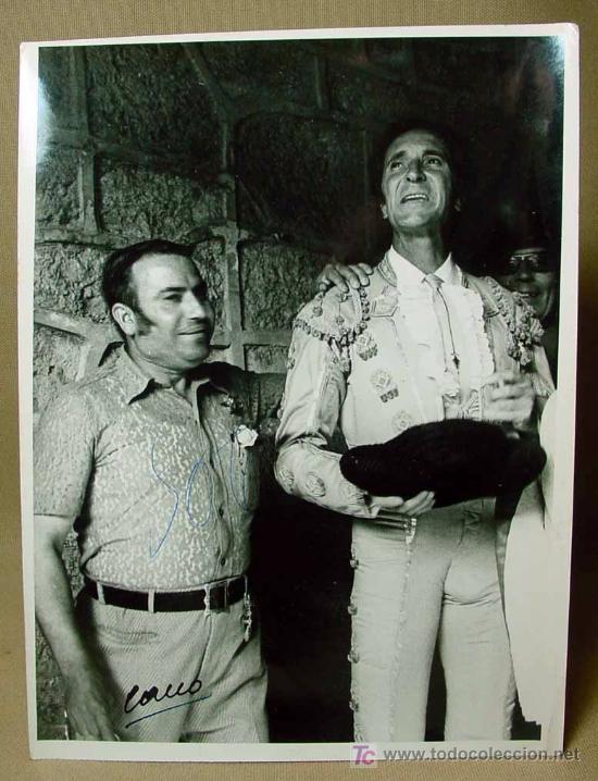 Tauromaquia: HERMOSA FOTOGRAFIA, TORERO, LUIS MIGUEL DOMINGUIN, FOTO CANO, PLAZA TOROS VALENCIA, MEDIDAS: 23 X 17