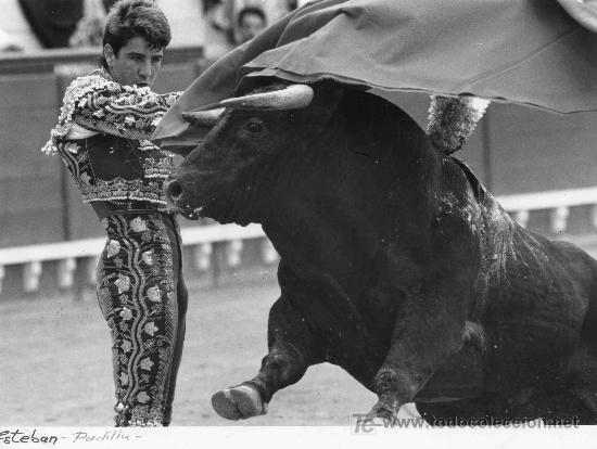Tauromachia: FOTOGRAFIA DEL DIESTRO JUAN JOSE PADILLA. PLAZA DE TOROS DEL PUERTO DE SANTA M&ordf;. C&Aacute;DIZ.