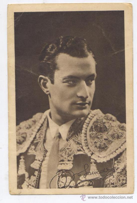 Tauromaquia: POSTAL TORERO *MANUEL ESCUDERO G&Oacute;MEZ* - CON FIRMA, A&Ntilde;O 1945