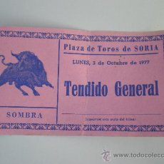 Tauromaquia: ENTRADA PLAZA DE TOROS DE SORIA, LUNES 3 DE OCTUBRE DE 1977, TENDIDO GENERAL, SOMBRA