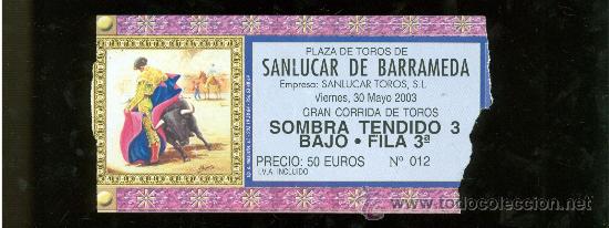 Tauromachia: ENTRADA DE TOROS. PLAZA DE TOROS DE SANLUCAR DE BARRAMEDA. 2003.