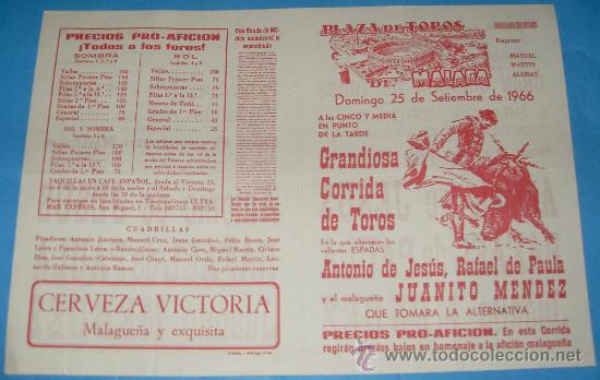 Tauromachie: PROGRAMA DE TOROS. PLAZA DE MALAGA. ANTONIO JESUS, RAFAEL DE PAULA Y JUANITO MENDEZ. A&Ntilde;O 1966.