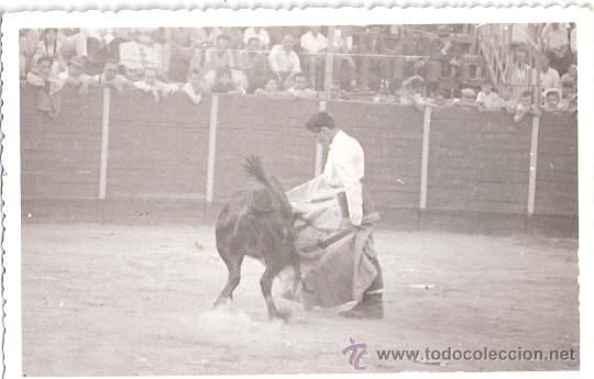 Tauromachia: TARJETA POSTAL. TOREROS. JOSE MENDEZ. FOTO F. COTAN OLIVARES, 6 AGOSTO 1957.