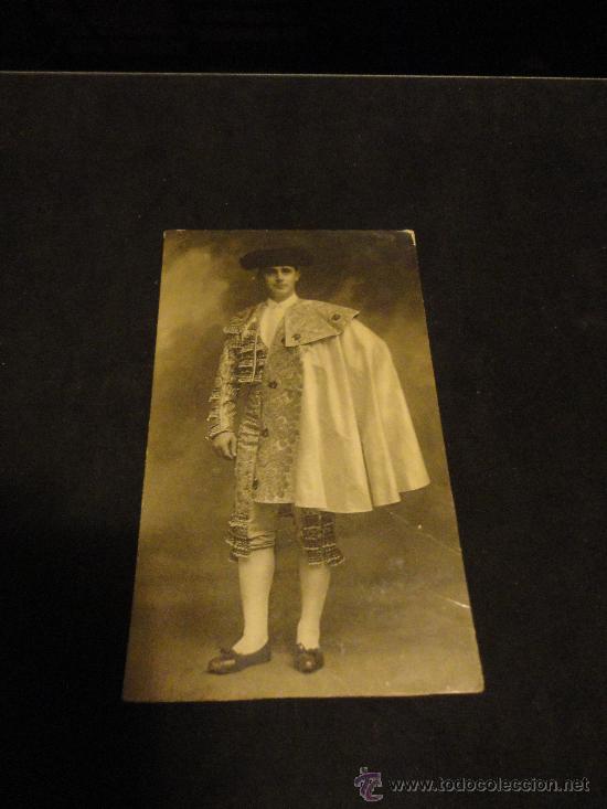 Tauromaquia: FOTOGRAFIA ANTIGUA EN CARTULINA DEL TORERO MACHAQUITO, 13,5 X 8 CM.