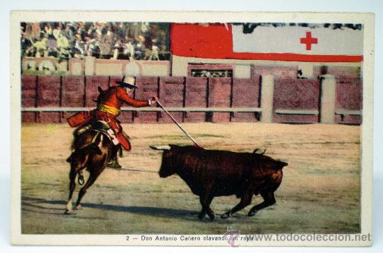 Tauromaquia: Postal taurina Don Antonio Ca&ntilde;ero clavando un rej&oacute;n Ed HAE sin circular