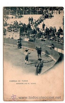 Tauromaquia: TARJETA POSTAL. CORRIDA DE TOROS. BANDERILLAS AL SESGO. HAUSER Y MENET.