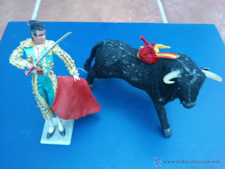 antiguo gran toro de carton piedra - juguete de - Buy Antique toys from  other classic brands on todocoleccion