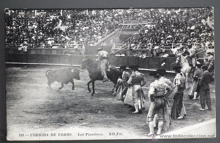 Tauromaquia: POSTAL DE TAUROMAQUIA N&ordm; 188 - LOS PICADORES EN PLENA FAENA