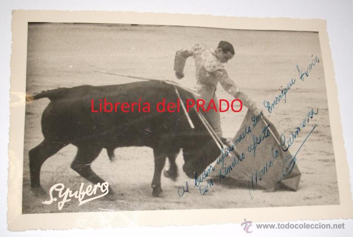 Stierkampf: MANOLO CARMONA - FOTOGRAF&Iacute;A CON AUT&Oacute;GRAFO FOTOS SANTOS YUBERO MADRID A&Ntilde;OS 40 - TOROS
