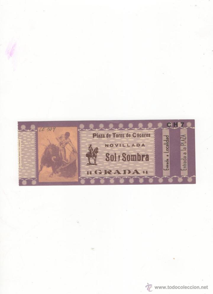 Bullfighting: ENTRADA DE TOROS, PLAZA DE TOROS DE CACERES.