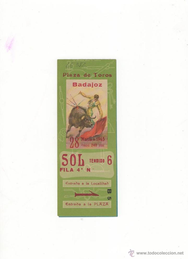 Bullfighting: ENTRADA DE TOROS, PLAZA DE TOROS DE BADAJOZ, 1965.